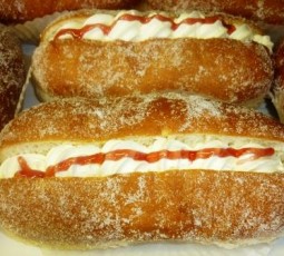 Chantilly Jam Split