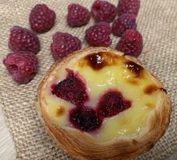 Raspberry Pastel de Nata Frozen